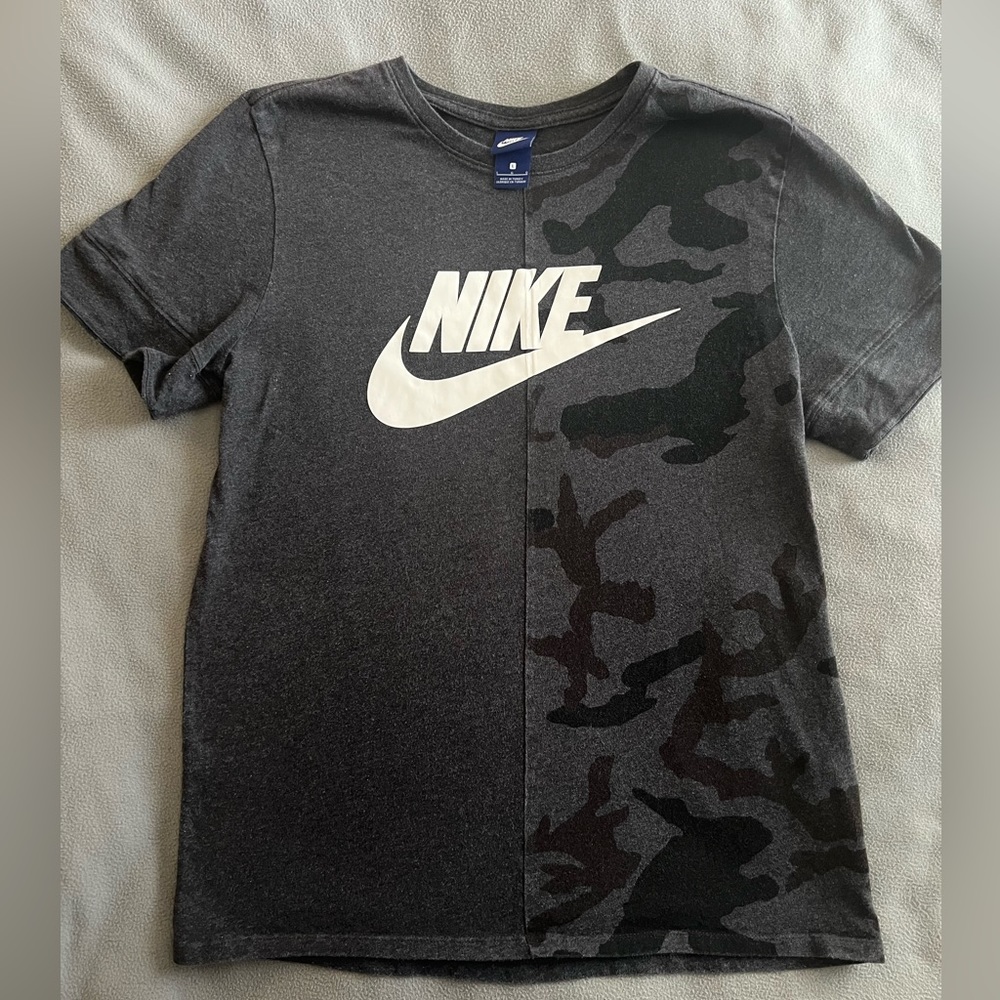 Nike Camo Shirt Large